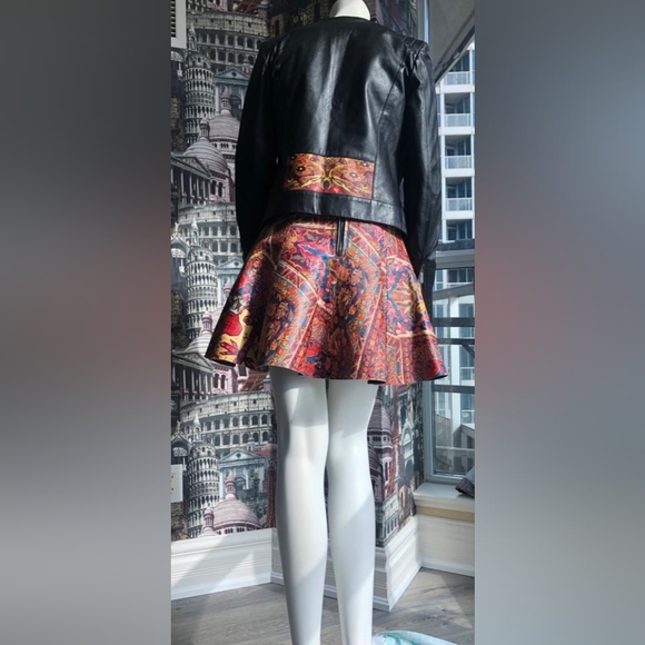Leather costume by "Just Cavalli. - Picture 6 of 12